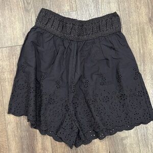 NWT JADED GYPSY Under Wraps HTF Scalloped Eyelet Shorts 100% cotton gray L / XL
